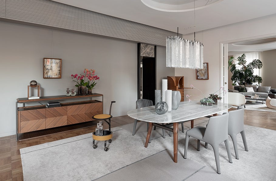 Giorgetti Ago dining table – a luxurious, handcrafted Italian-made dining table with modern design and refined sophistication for elegant dining spaces. by Giorgetti for sale at Home Resource Modern Furniture Store Sarasota Florida