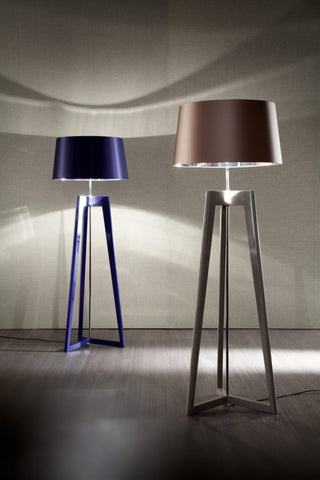BON TON by Pietro Costantini