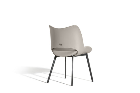 NICE CHAIR by Poltrona Frau