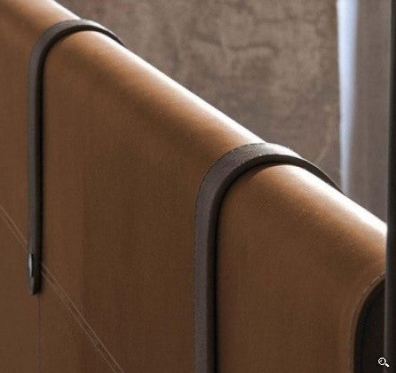 VOLARE BED by Poltrona Frau