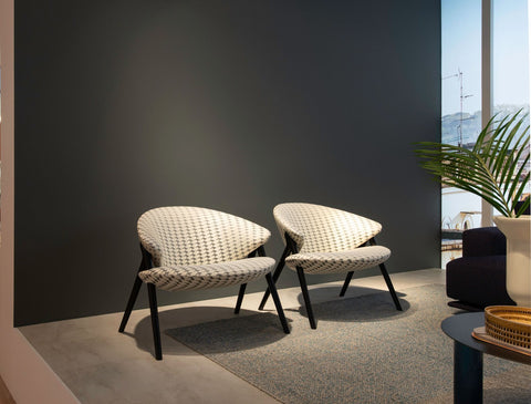 OLIVIA OCCASIONAL CHAIR by Zanotta