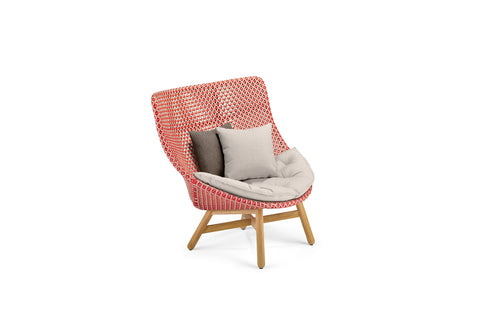 MBRACE WING BACK LOUNGE CHAIR by Dedon