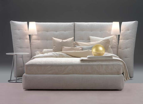 Angle Bed by Flou
