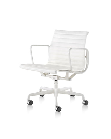 Eames  Aluminum Management Chairs by Herman Miller