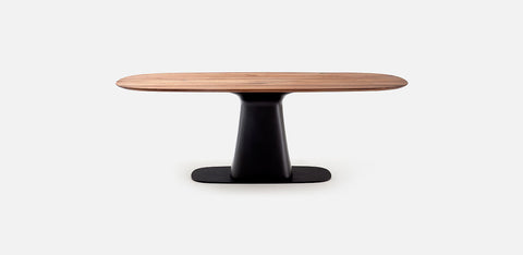 ROLF BENZ 8950 DINING TABLE by Rolf Benz